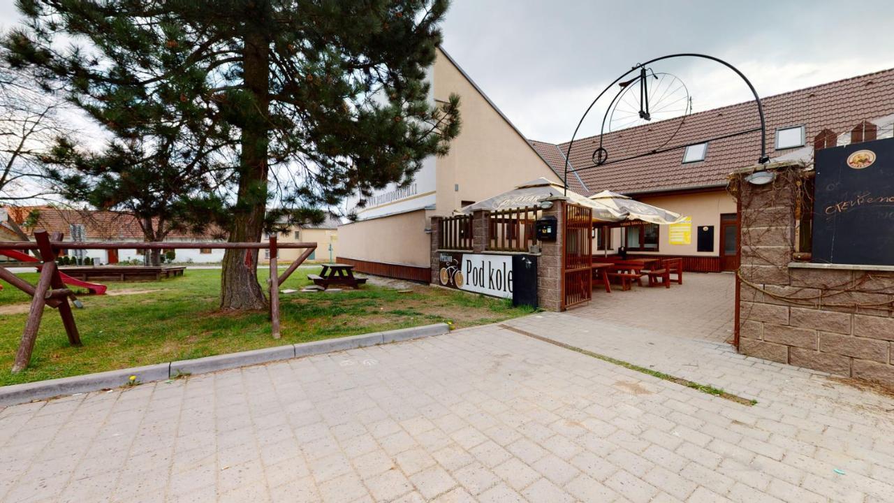 Penzion Pod Kolem Hotel Sosuvka Exterior foto